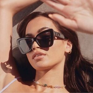 Quay Chain Reaction Oversize Cat Eye Sunglasses Black